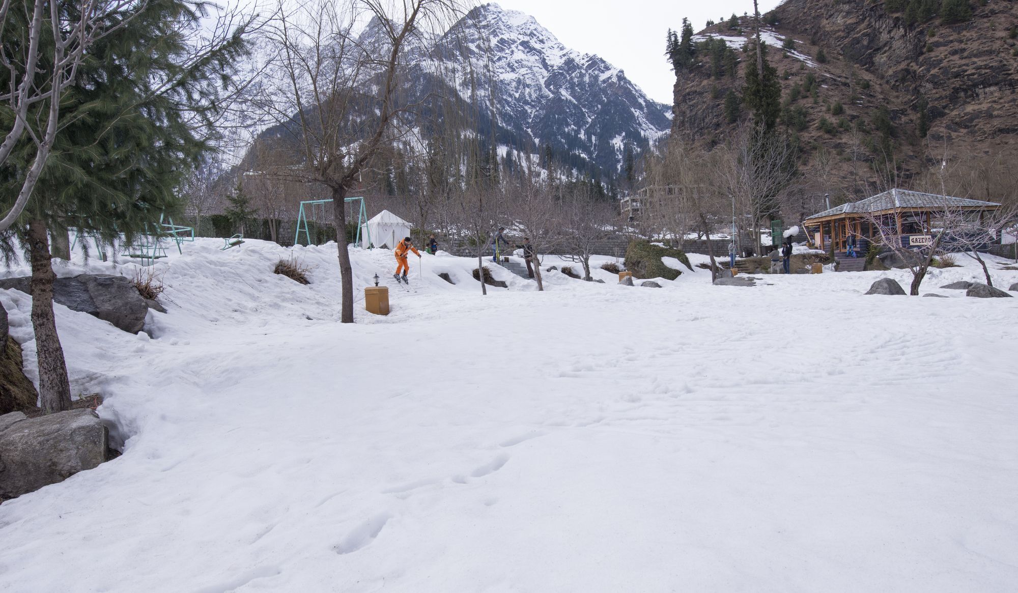 Solang Valley Resort Palchan Экстерьер фото