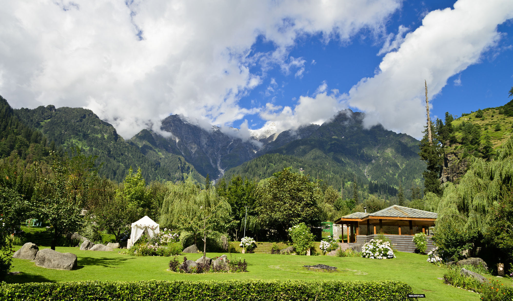 Solang Valley Resort Palchan Экстерьер фото